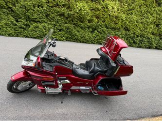 1999 Honda Gold Wing 50th anniversary edition