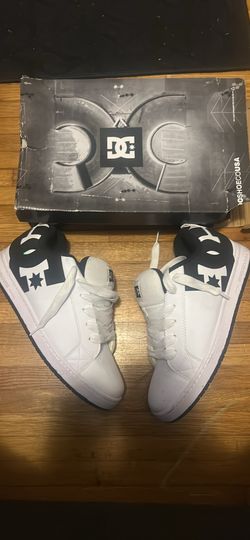 DCS black & white “ court graffik “ size 13
