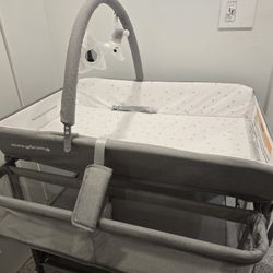 Foldable Chsnging Station 