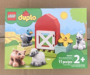 Lego Duplo 10949 Farm Animal Care Pig Sheep Duck Cat Barn New Toddler Gift