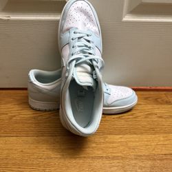 Nike Dunk Low Glacier Blue