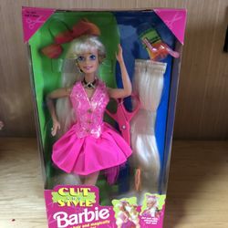 1994 Cut and Style Barbie Doll