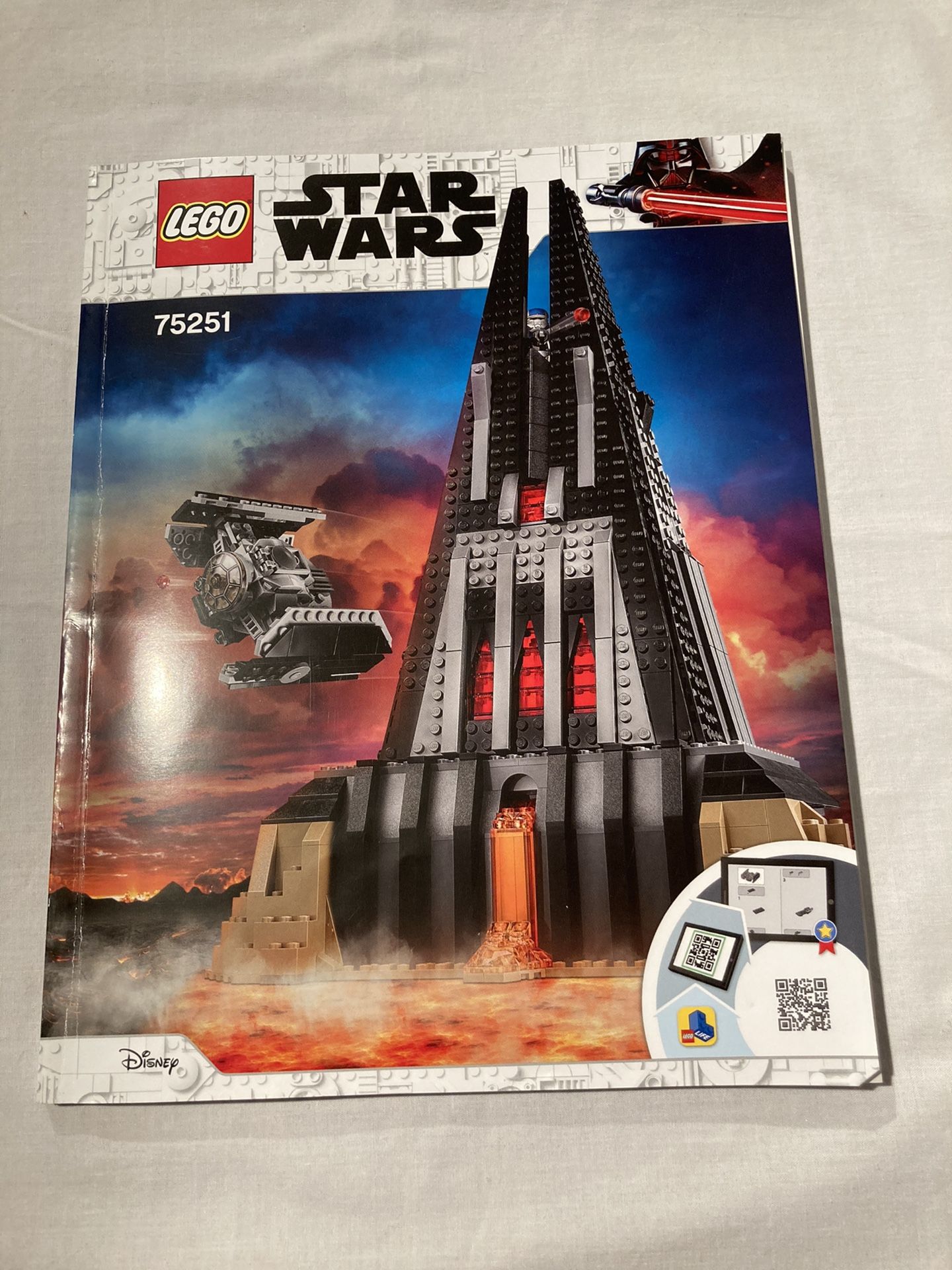LEGO #75251 “Star Wars” Darth Vader's Castle (Used) for Sale in
