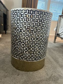 Indoor/Outdor Decorative Table