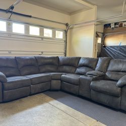 Free Delivery- Gray Sectional With Recliners