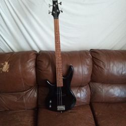 Ibanez Gio Bass