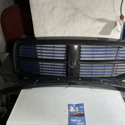 Price Drop 06-08 Dodge Ram 1500 Grill 