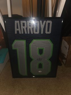 Seahawks #18 Elijah Arroyo. Signed