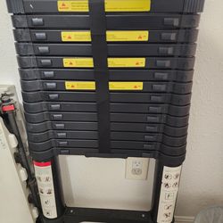 Aluminum Telescoping Ladder,