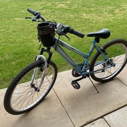 Highland Women's Mountain Bike