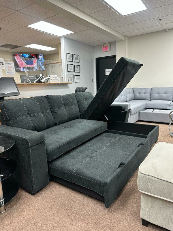 New Black Sleeper Sectional With Storage In Box 
