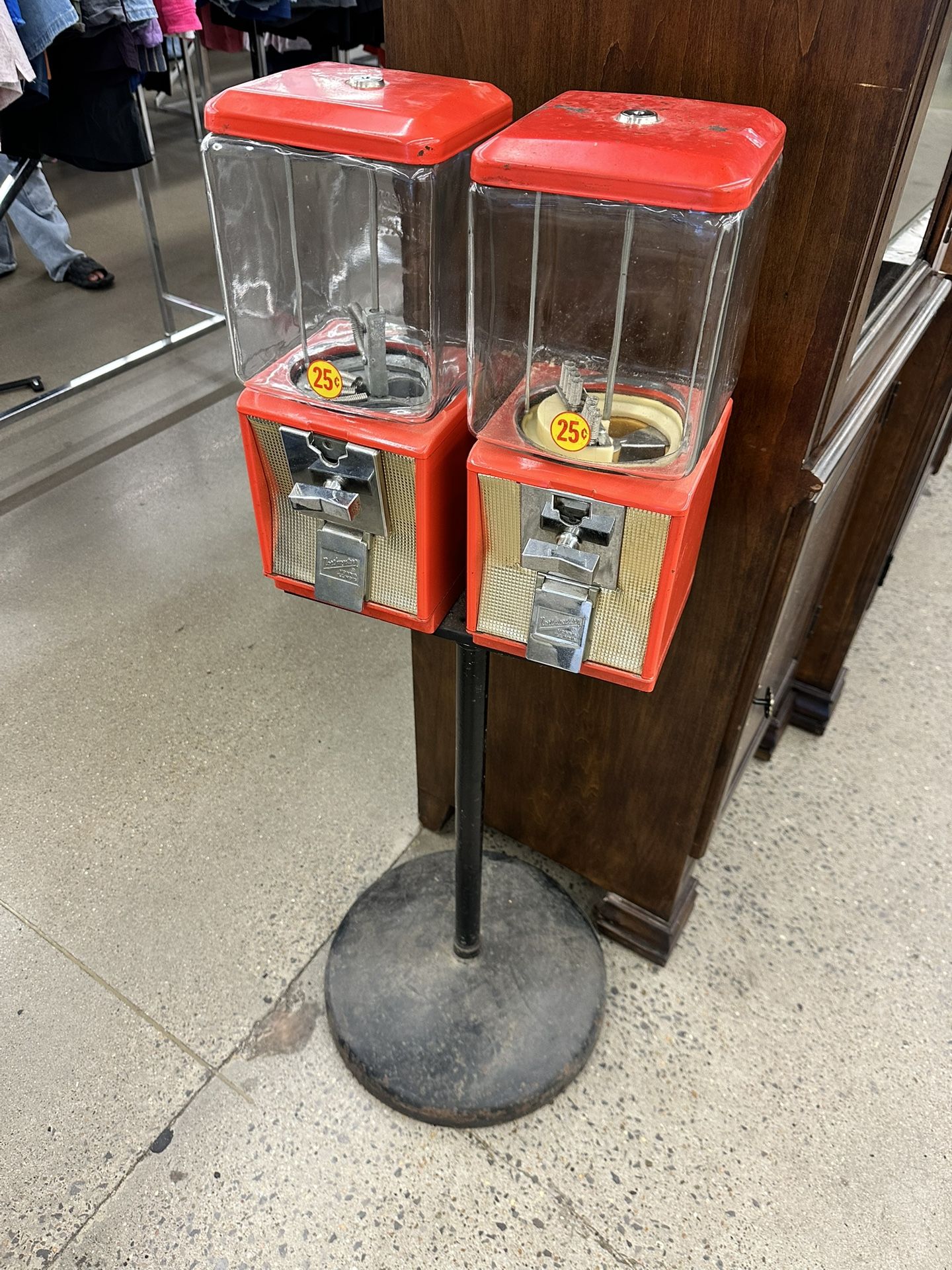 Northwestern Super 60 Candy Machine