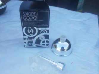 Avon Smooth Oil despenser