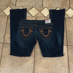TRUE RELIGION Low Rise Jeans Women’s  Sz. 28 Like New!!