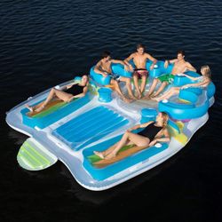 Tropical Tahiti Floating Island