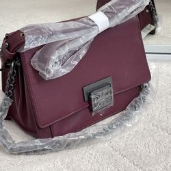 Sam Edelman / Shoulder Bag/ Color: Wine 