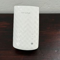 TP-Link WiFi Extender with Ethernet Port 5GHz/2.4GHz