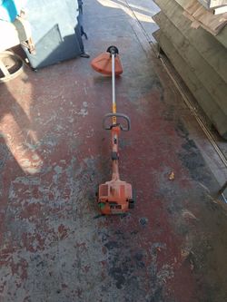 Husquavrna 225L Commercial Gas String Trimmer Weed Wacker