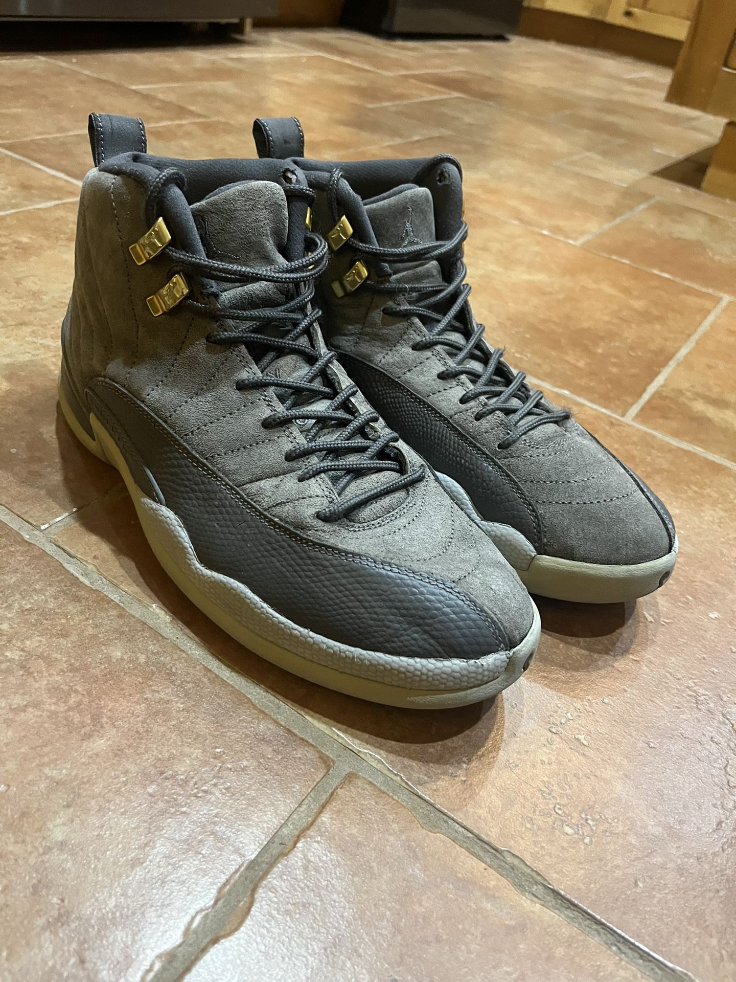 Air Jordan 12 High- “Dark Grey” Size 9.5 Shoes 