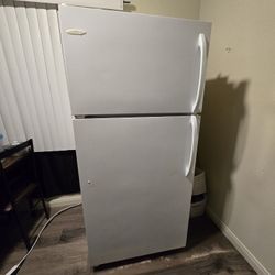 USED Refrigerator 