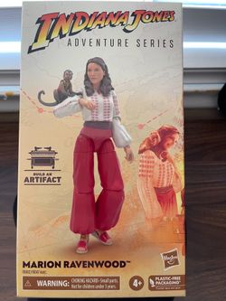 Indiana Jones Adventure Series Build-An-Artifact Raiders Of The Lost Ark Marion Ravenwood Figure NEW