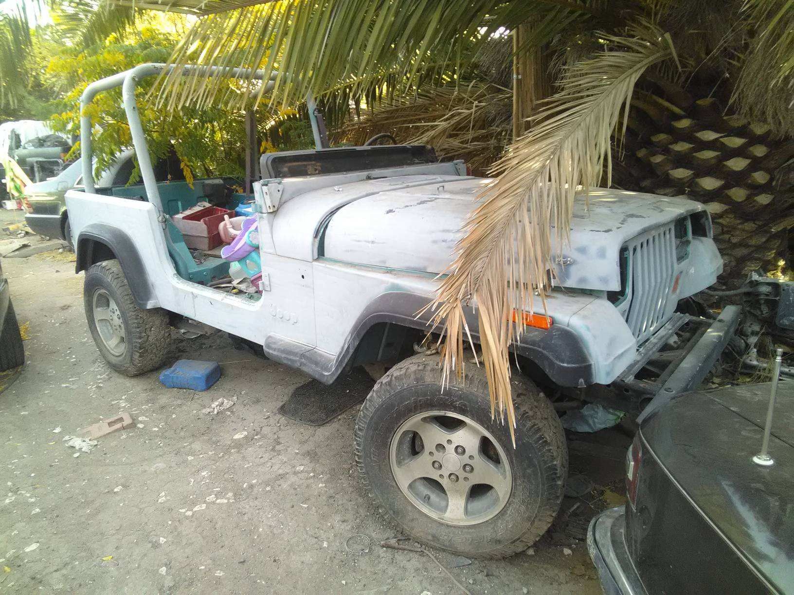 Jeep Wrangler shell. Hablo espanol cheap. Offer parts or whole