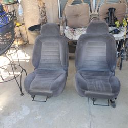 Pair of bucket seats