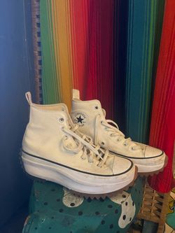 Converse run star hike