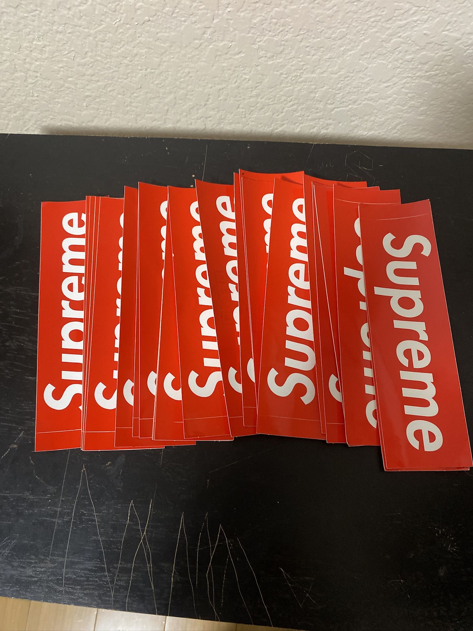 Supreme Box Logos