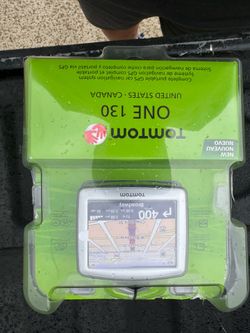 TomTom One 130S Text-to-speech GPS Navigation System Touchscreen New Sealed.vl07