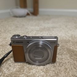 Camera (Canon G9X)