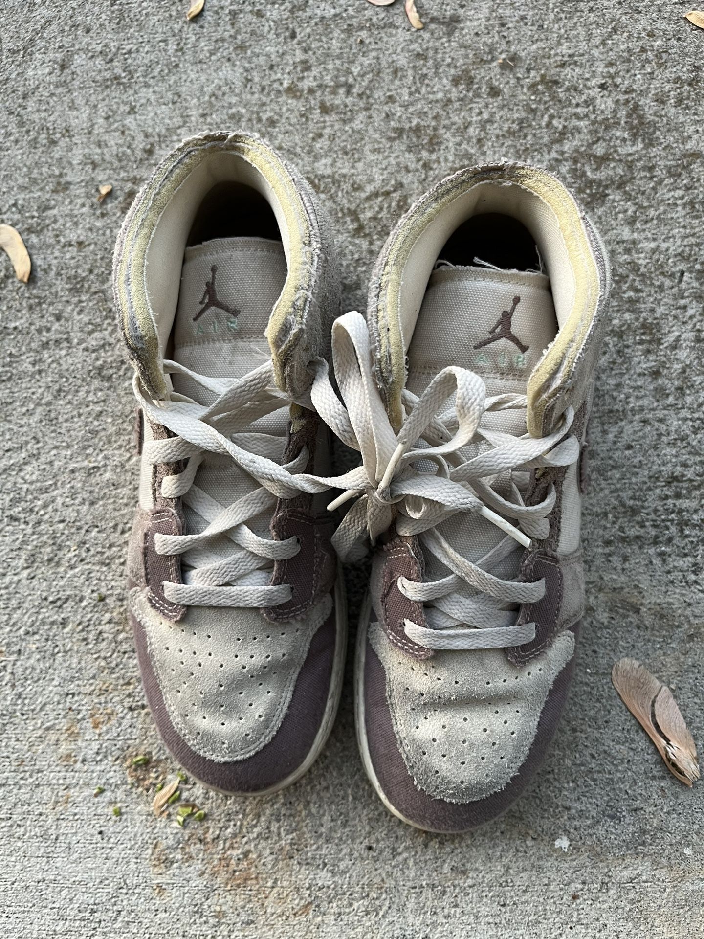 Nike Air Jordan 1 Mid SE Craft Boys Shoes Size 5.5Y