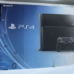 PS4 500 GB WITH CONTROLLER AND HDMI/POWER CABLE