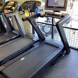 NordicTrack Commercial 2450 Treadmill with warranty