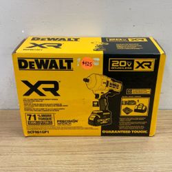 DEWALT DCF961GP1 1/2” HIGH TORQUE IMPACT WRENCH WITH HOG RING ANVIL KIT.