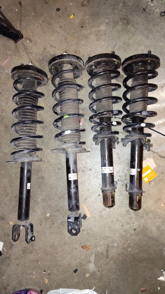 (4) SHOCKS 2008 To 2012 Honda Accord 2.4