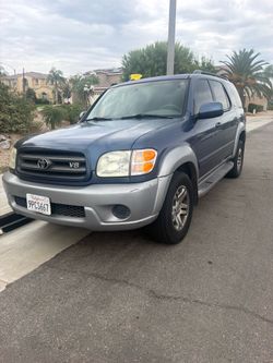 2004 Toyota Sequoia