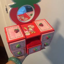 Strawberry Shortcake Mini Jewelry Box 