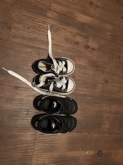 Infant converse and pumas