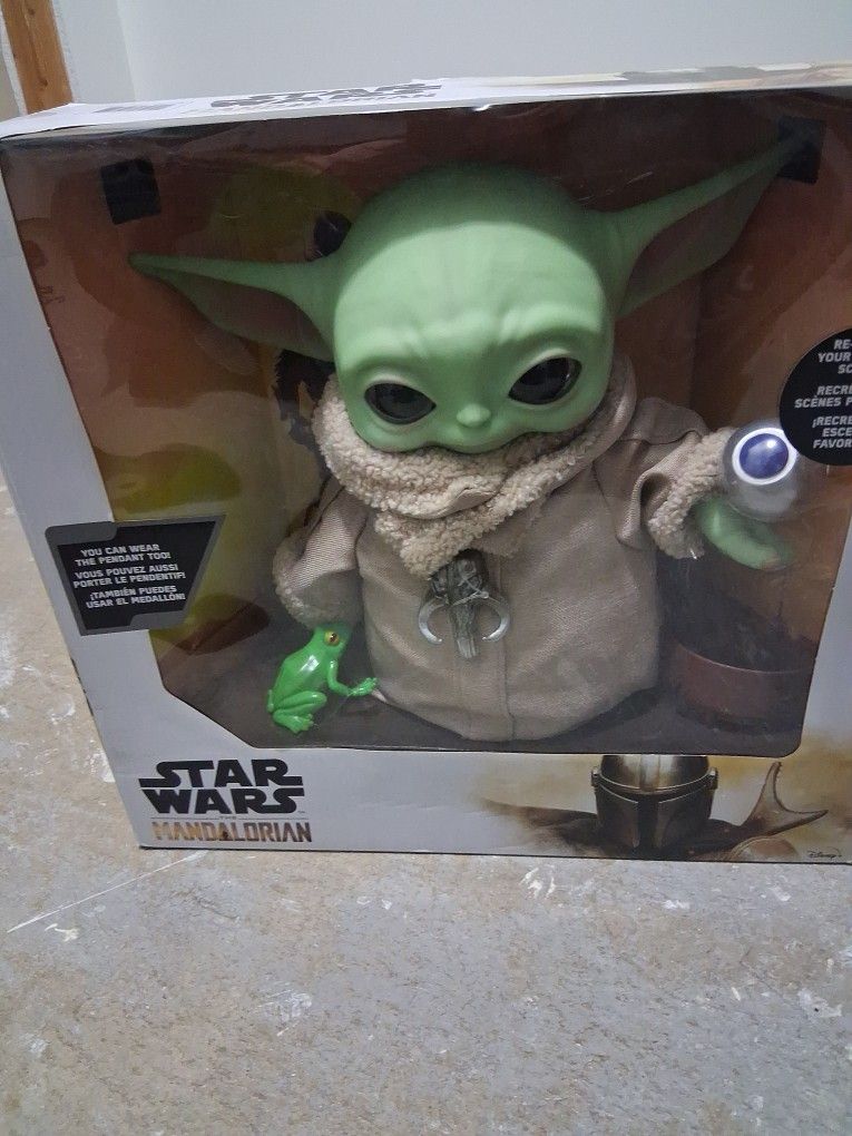 Star Wars  Mandalorian Doll
