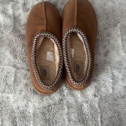 UGG Women’s Slippers