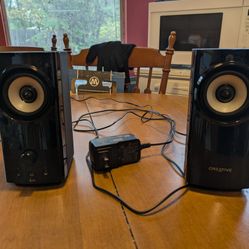 Creative T60 Desk Speakers 