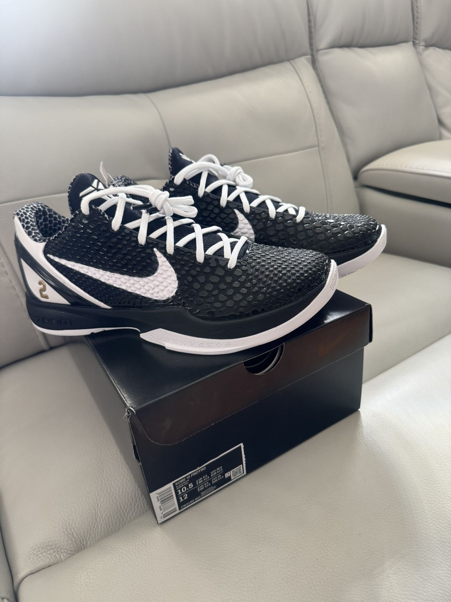 COPY - I am Selling Kobe Mambacita never worn before size 12 Kobe 6 Allstar 3d Hollywood size 12 with receipt. Meet up  main image 2