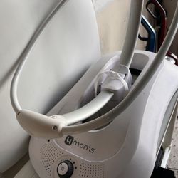 moms mamaroo swing babys  Cover is dirty from being in garage but works perfectly