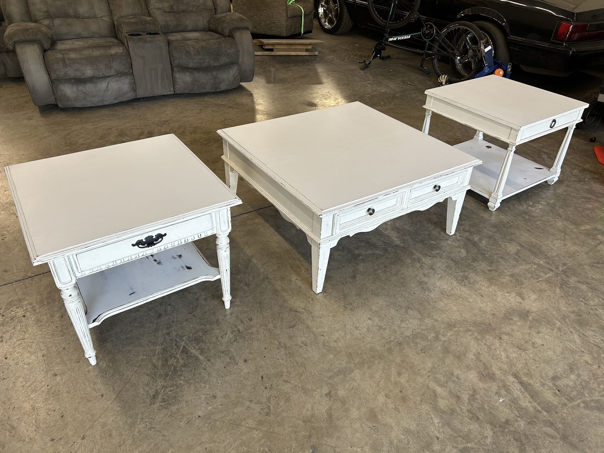 Farmhouse Style Coffee Table And End Tables