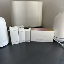 Vitruvi Cloud Humidifier and Diffuser Set With Scents Included 