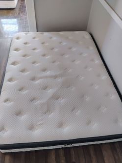 FULL SIZE MATTRESS