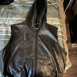 Vintage Wilson’s Leather Sleeveless Zip Up Hoodie For Women.
