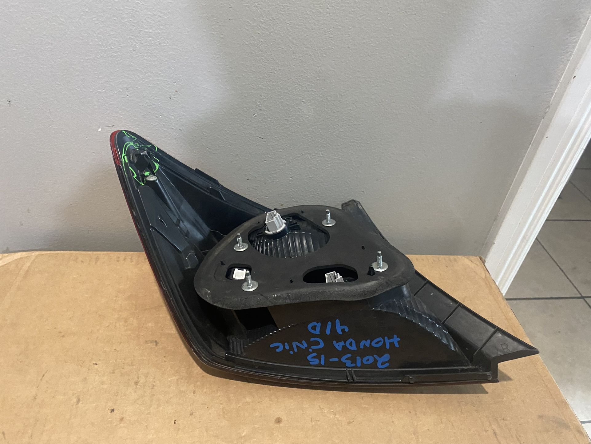 2013-2015. Honda Civic Sedan Right Tail Light In