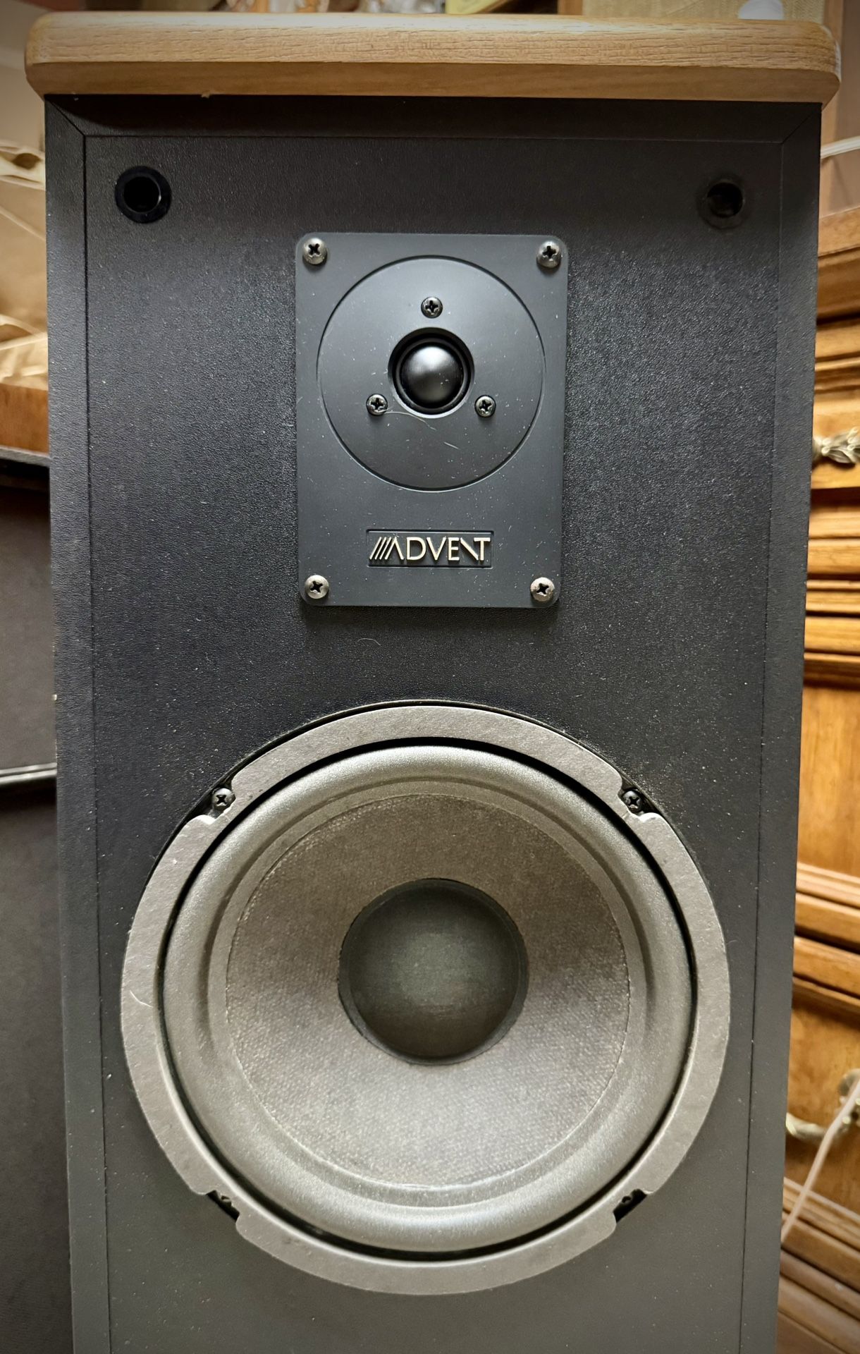 Advent Prodigy Tower speakers